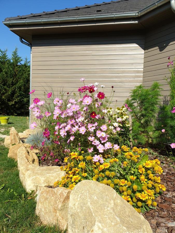 Cosy Wood House Bed & Breakfast Laubressel Exterior foto